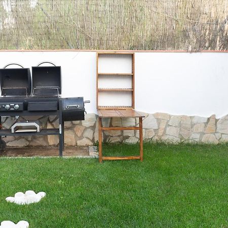 Detached Villa For 6 People In Lloret De Mar With Comunal Outdoor Swimming Pool Puigventos Екстер'єр фото