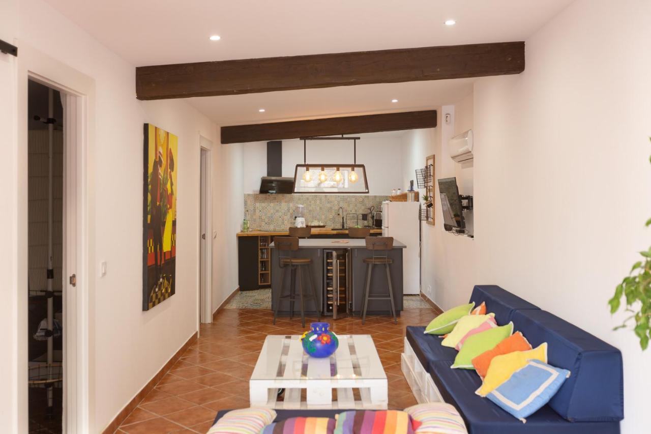 Detached Villa For 6 People In Lloret De Mar With Comunal Outdoor Swimming Pool Puigventos Екстер'єр фото