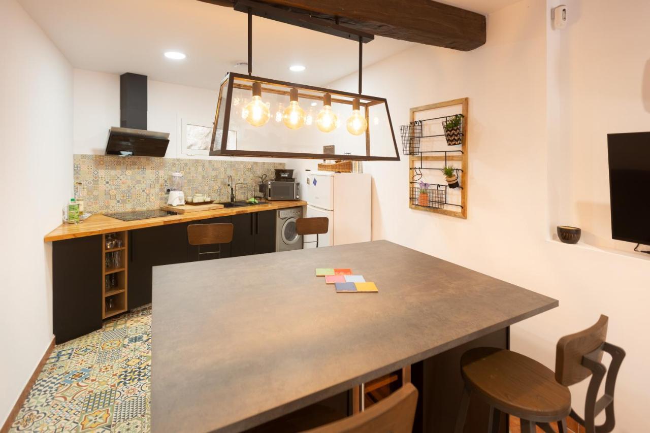 Detached Villa For 6 People In Lloret De Mar With Comunal Outdoor Swimming Pool Puigventos Екстер'єр фото